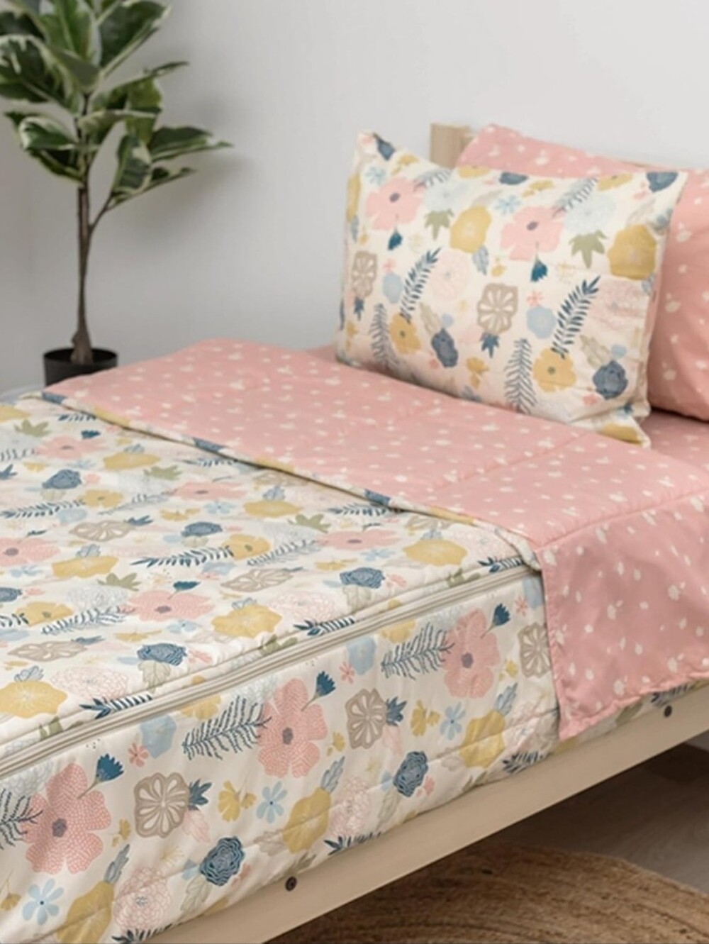 Beddys Blossom Toddler/Crib Size